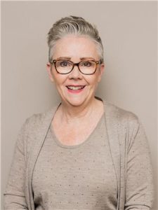 Agent photo – Penny Kander