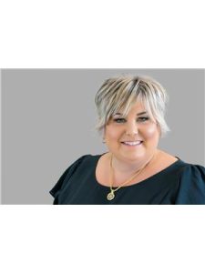 Agent photo – Nadine Marchand