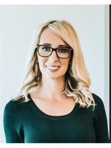 Agent photo – Tara Devereaux