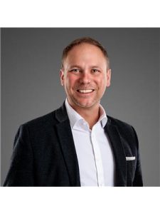 Agent photo – Trevor Vinet