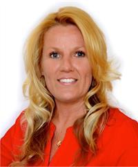 Agent photo – Lori Cartwright