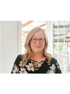 Agent photo – Charlene Miller