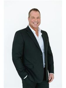 Agent photo – Jason Walz