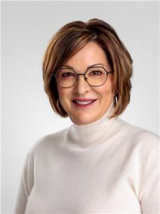Agent photo – Michelle Majeski