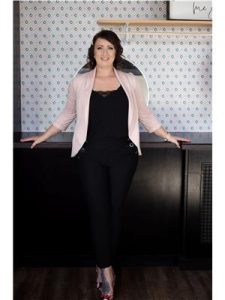 Agent photo – Karen Sernecky