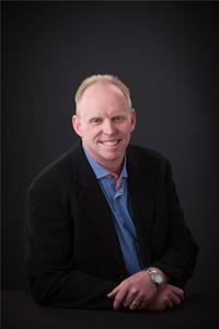 Agent photo – Reuben Konnik