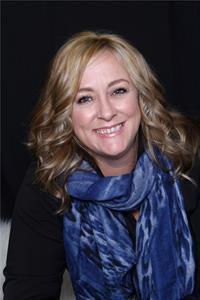 Agent photo – Dorinda Gallant