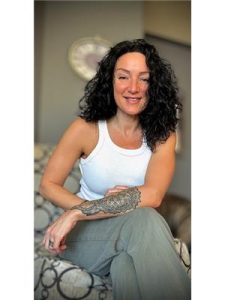 Agent photo – Richelle Winder