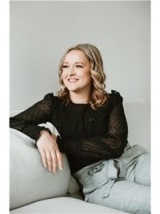 Agent photo – Ashlynn Morrison