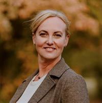 Agent photo – Julie Greiner