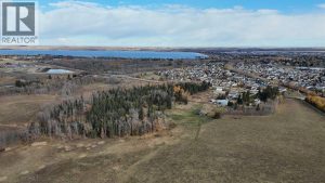 Listing photo – 4410 60 St, Sylvan Lake