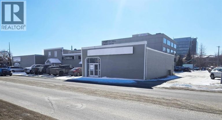 Listing photo – 3, 4418 50 Avenue, Red Deer
