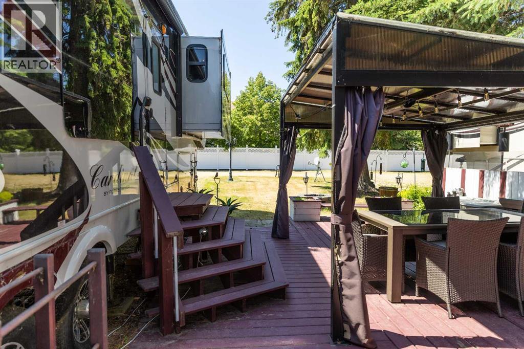 Listing photo – 3, 12044 Township Road 422, Rural Ponoka County