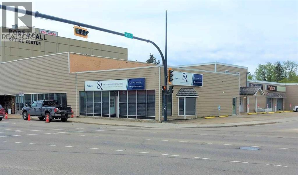 Listing photo – 1, 4418 50 Avenue, Red Deer