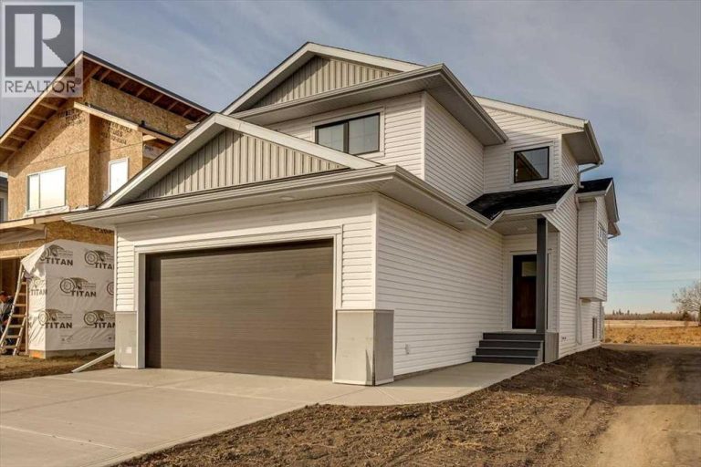 Listing photo – 56 Emmett Crescent, Red Deer