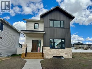 Listing photo – 36 Memorial Parkway, Rural Red Deer County