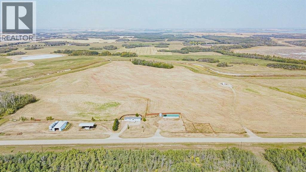 Listing photo – 22014 HWY 601, Rural Lacombe County