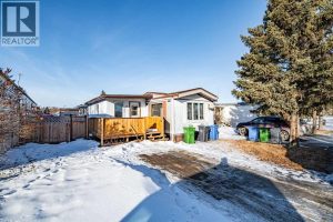 Listing photo – 3, 5344 76 Street, Red Deer