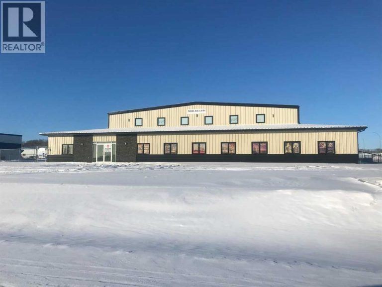 Listing photo – 18 Burnt Valley Avenue, Red Deer