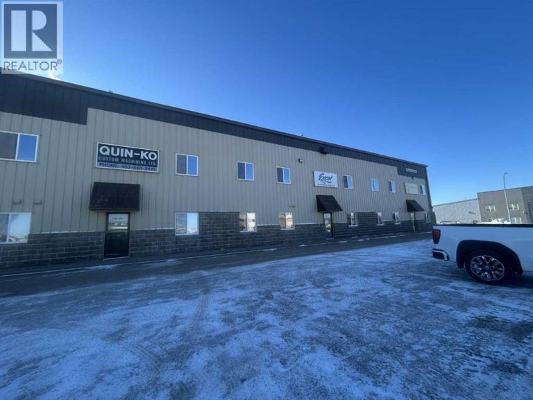 Listing photo – 102, 201 Clearview Drive, Rural Red Deer County