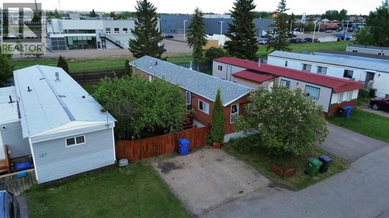 Listing photo – 185, 5344 76 Street, Red Deer
