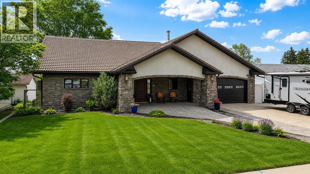 Listing photo – 85 Oberlin Avenue, Red Deer