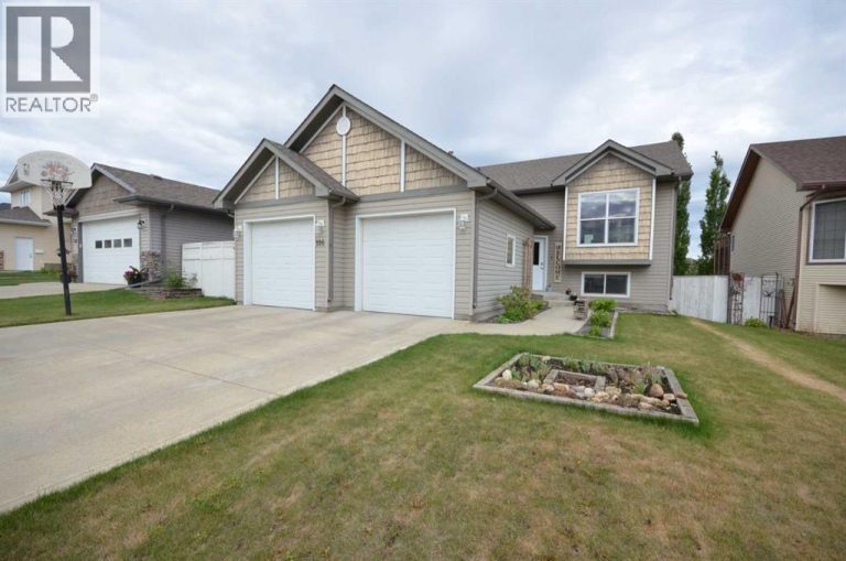 Listing photo – 116 Old Boomer Road, Sylvan Lake