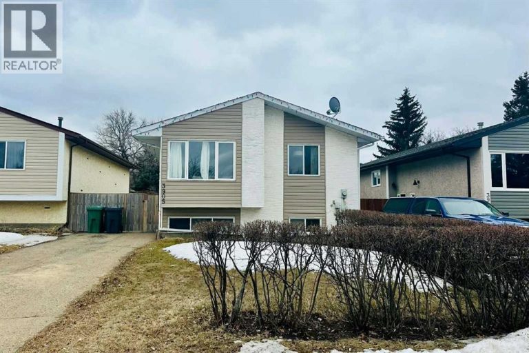 Listing photo – 3905 52 Avenue, Ponoka