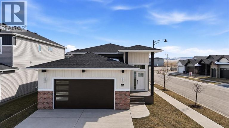 Listing photo – 41 Emmett Crescent, Red Deer