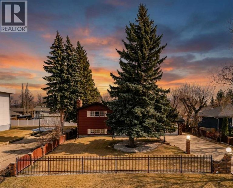 Listing photo – 3919 43 Avenue, Red Deer