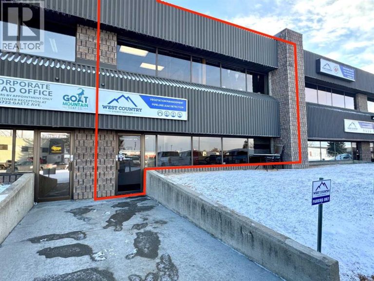 Listing photo – 5, 7969 49 Avenue, Red Deer