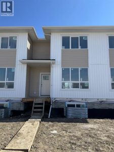 Listing photo – 44 Lavelle Close, Red Deer
