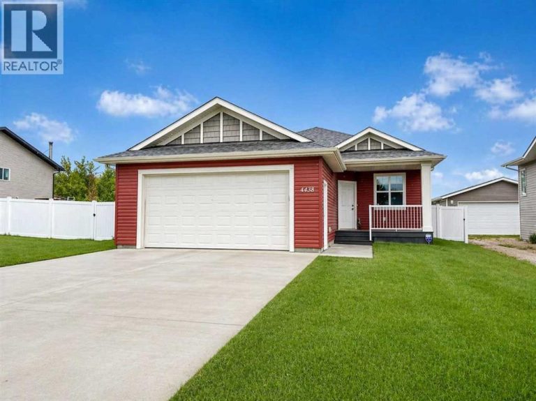 Listing photo – 4438 Van Eaton Way, Clive
