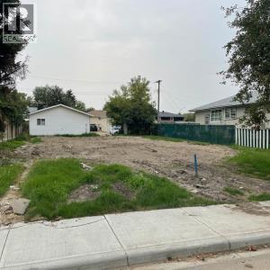 Listing photo – 5827 60 Street, Red Deer