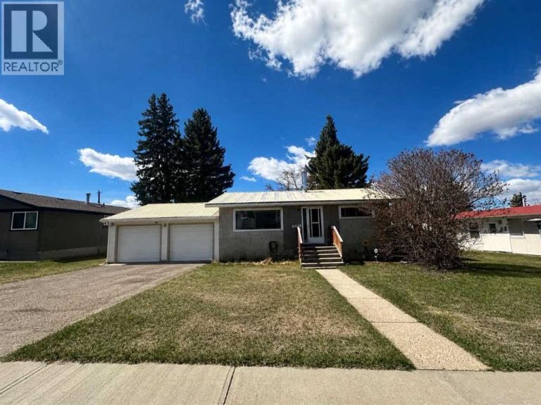 4410 43 Street, Ponoka