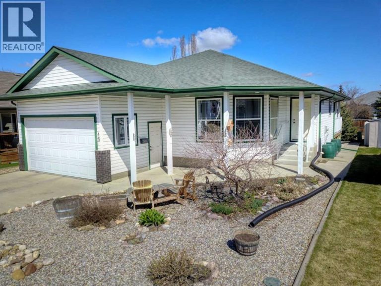 Listing photo – 15 Agnew Close, Red Deer