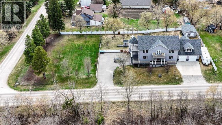 Listing photo – 21 Rosedale Avenue, Rural Lacombe County