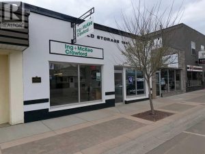 Listing photo – 5023 51 Avenue, Ponoka