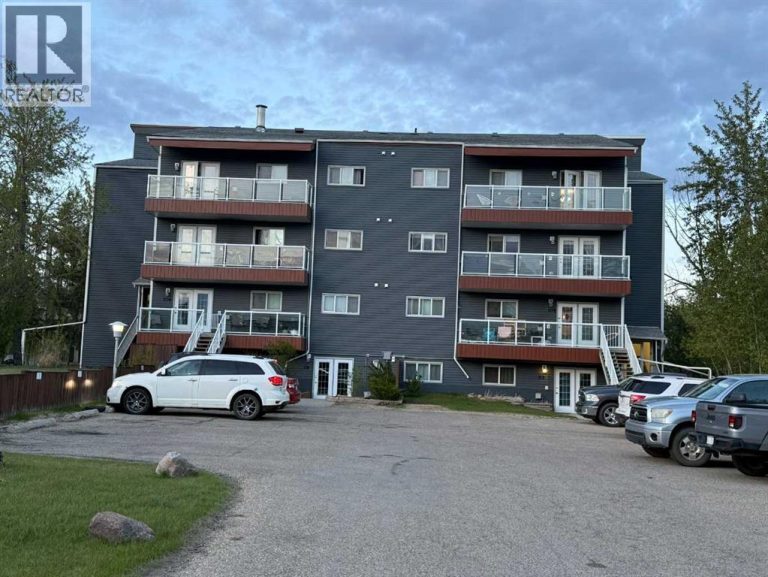Listing photo – 201, 5519 Kerry Wood Drive, Red Deer