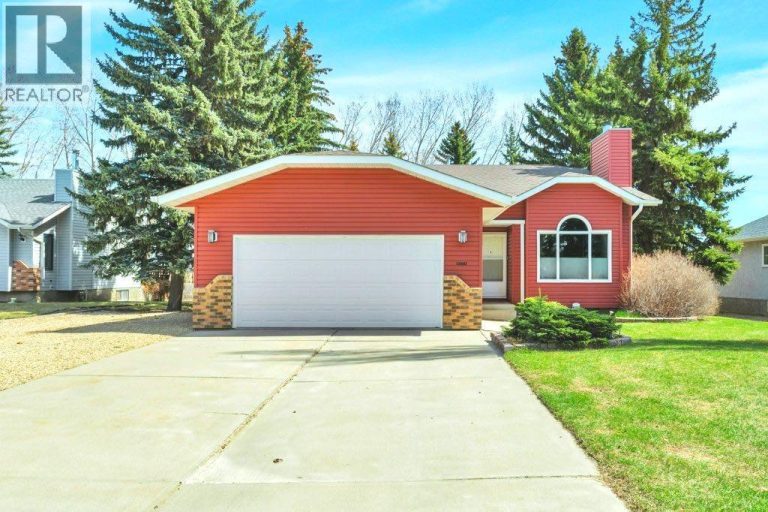 Listing photo – 8 Petticoat Lane, Lacombe