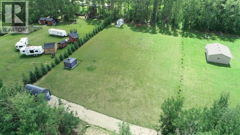 11013 Township Road 423, Rural Ponoka County