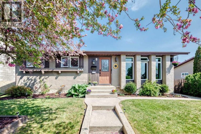 8 Haliburton Crescent, Red Deer