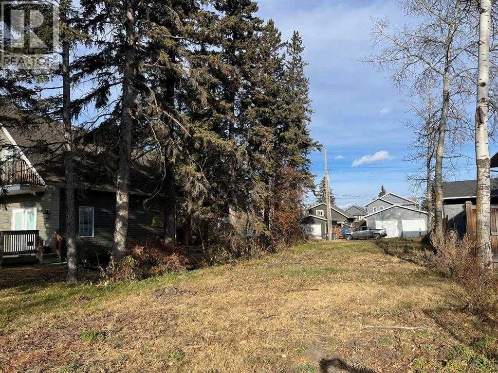 Listing photo – 5027 35 Street, Sylvan Lake