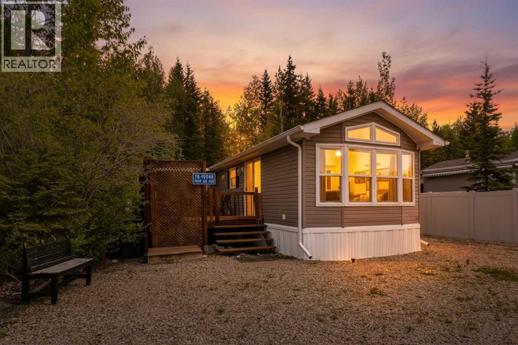 76A Raymond Shores