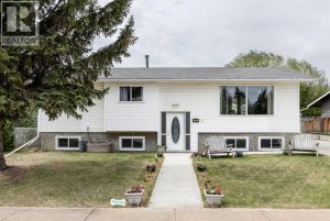 Listing photo – 3519 51A Avenue, Innisfail