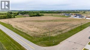 Listing photo – 4602 34 Street, Lacombe