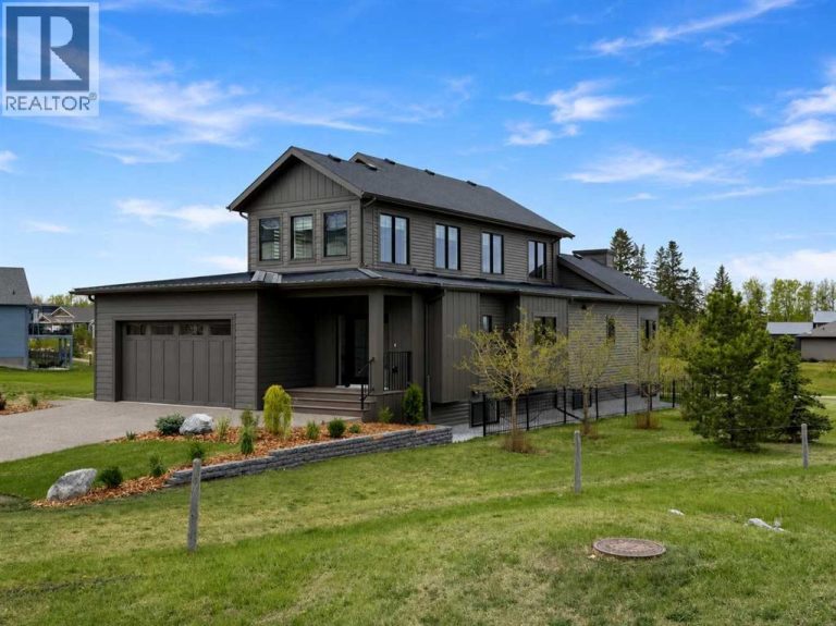 Listing photo – 22 Sunberry Place, Sylvan Lake