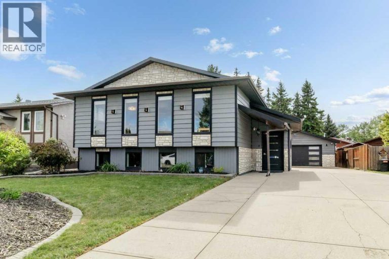 Listing photo – 16 Willow Street, Sylvan Lake