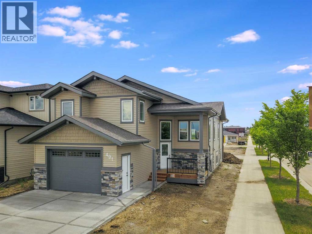 Listing photo – 491 Townsend Street, Red Deer