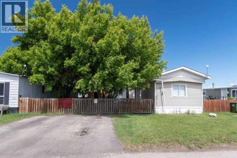 Listing photo – 237, 5344 76 Street, Red Deer